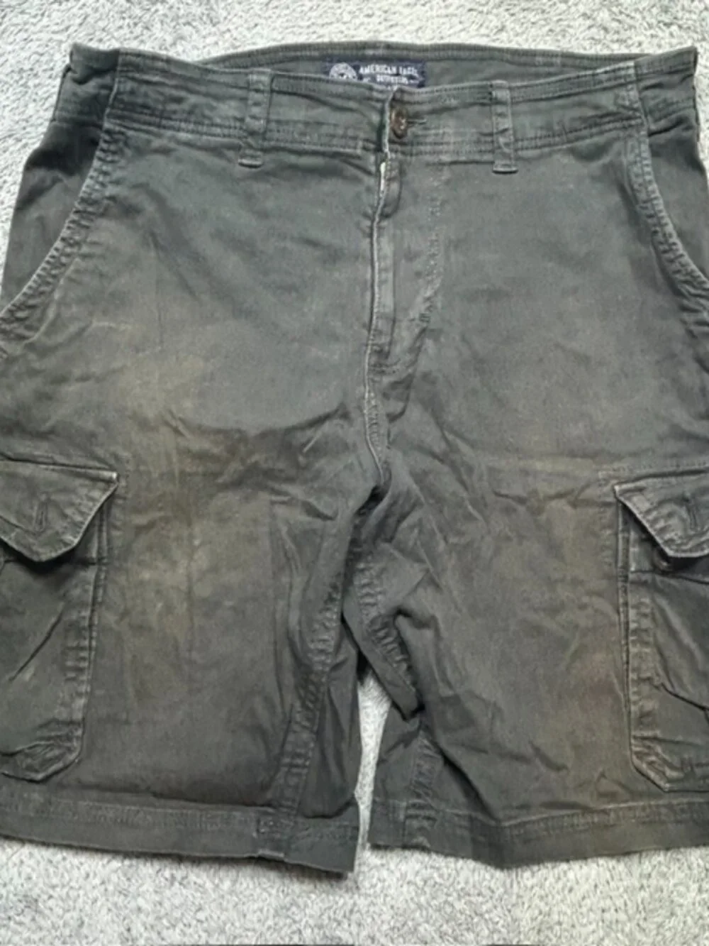American Eagle Shorts MENS 36x10 Gray Active Flex Classic Cargo AEO DISTRESSED